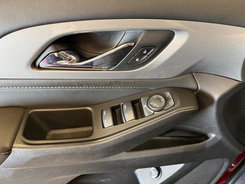 Used 2020 Chevrolet Traverse LT w/ LT Premium Package image 20