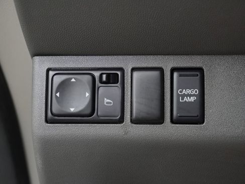 Used 2016 Nissan Frontier SV w/ SV Value Truck Package RWD image 10