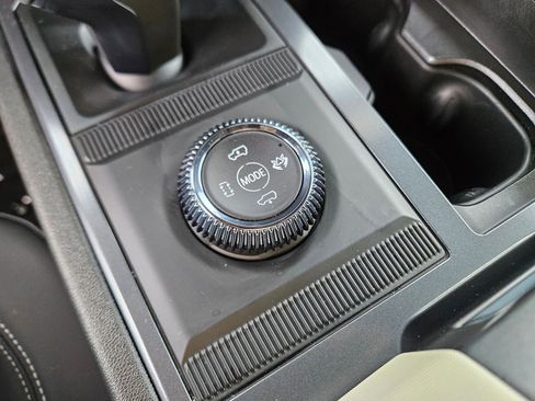 Used 2026 GMC Hummer EV SUV AWD/4WD image 20