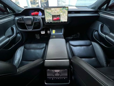 Used 2021 Tesla Model S Plaid image 2