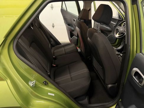 Used 2023 Hyundai Venue SEL FWD image 41