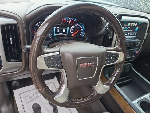 Used 2018 GMC Sierra 1500 SLT w/ SLT Premium Package AWD/4WD image 14
