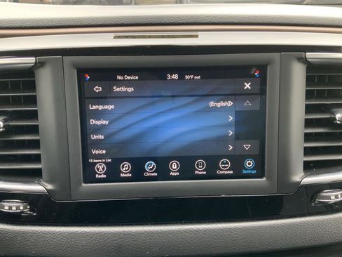 Used 2020 Chrysler Voyager Lxi image 38