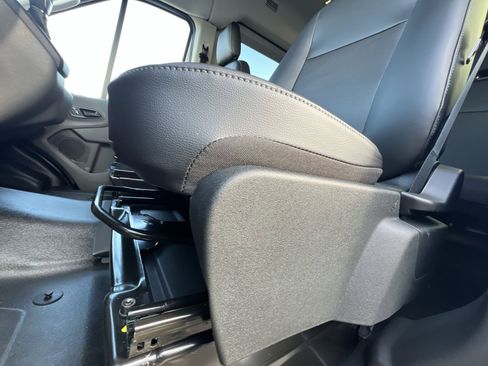 New 2026 Ford Transit 350 XL image 13