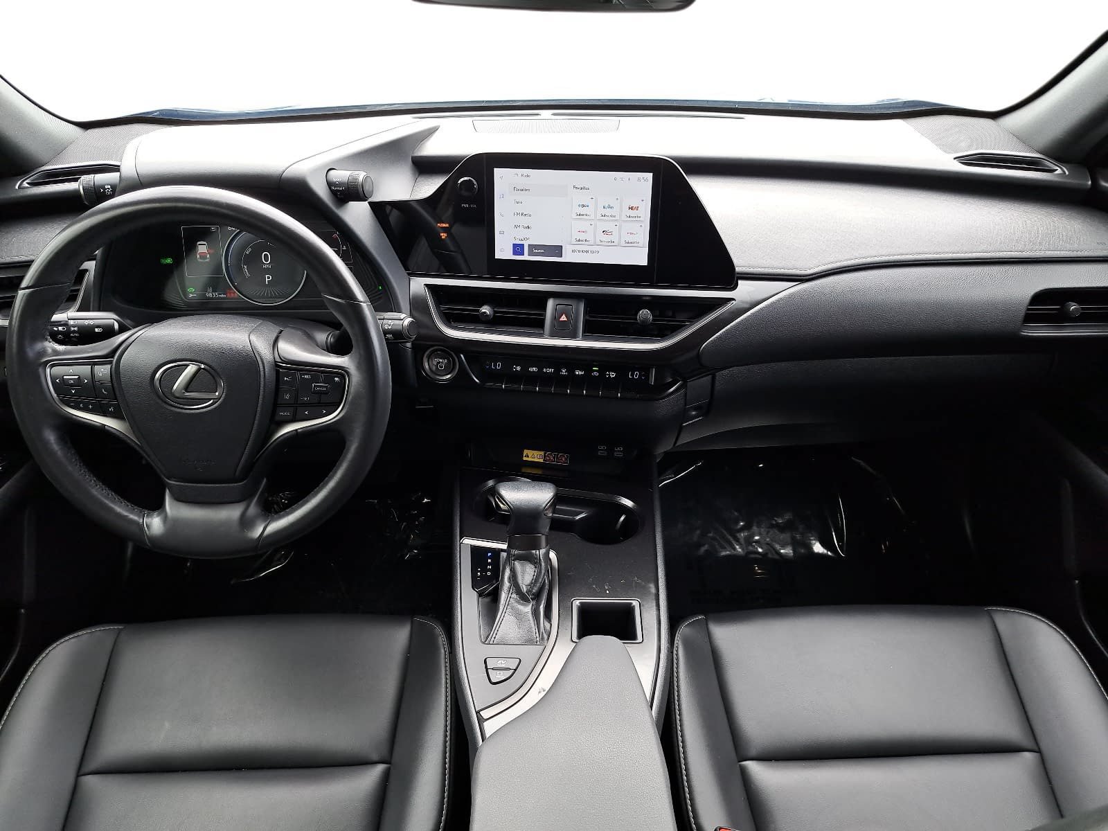 Used 2024 Lexus UX 250h FWD image 9