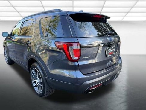 Used 2017 Ford Explorer Sport AWD/4WD image 8