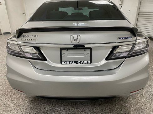 Used 2013 Honda Civic Hybrid Sedan image 6