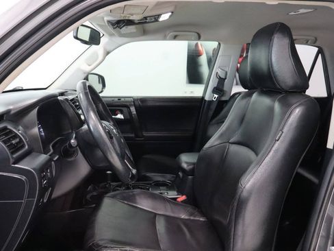 Used 2015 Toyota 4Runner Trail AWD/4WD image 14