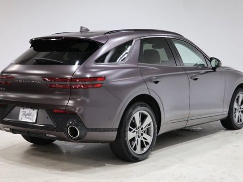 Used 2023 Genesis GV70 3.5T Sport w/ Sport Advanced Package AWD/4WD image 8