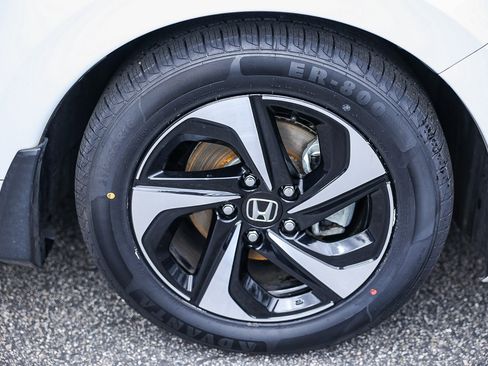 Used 2021 Honda Insight EX image 17