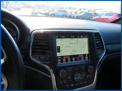 Certified 2018 Jeep Grand Cherokee Limited image 15