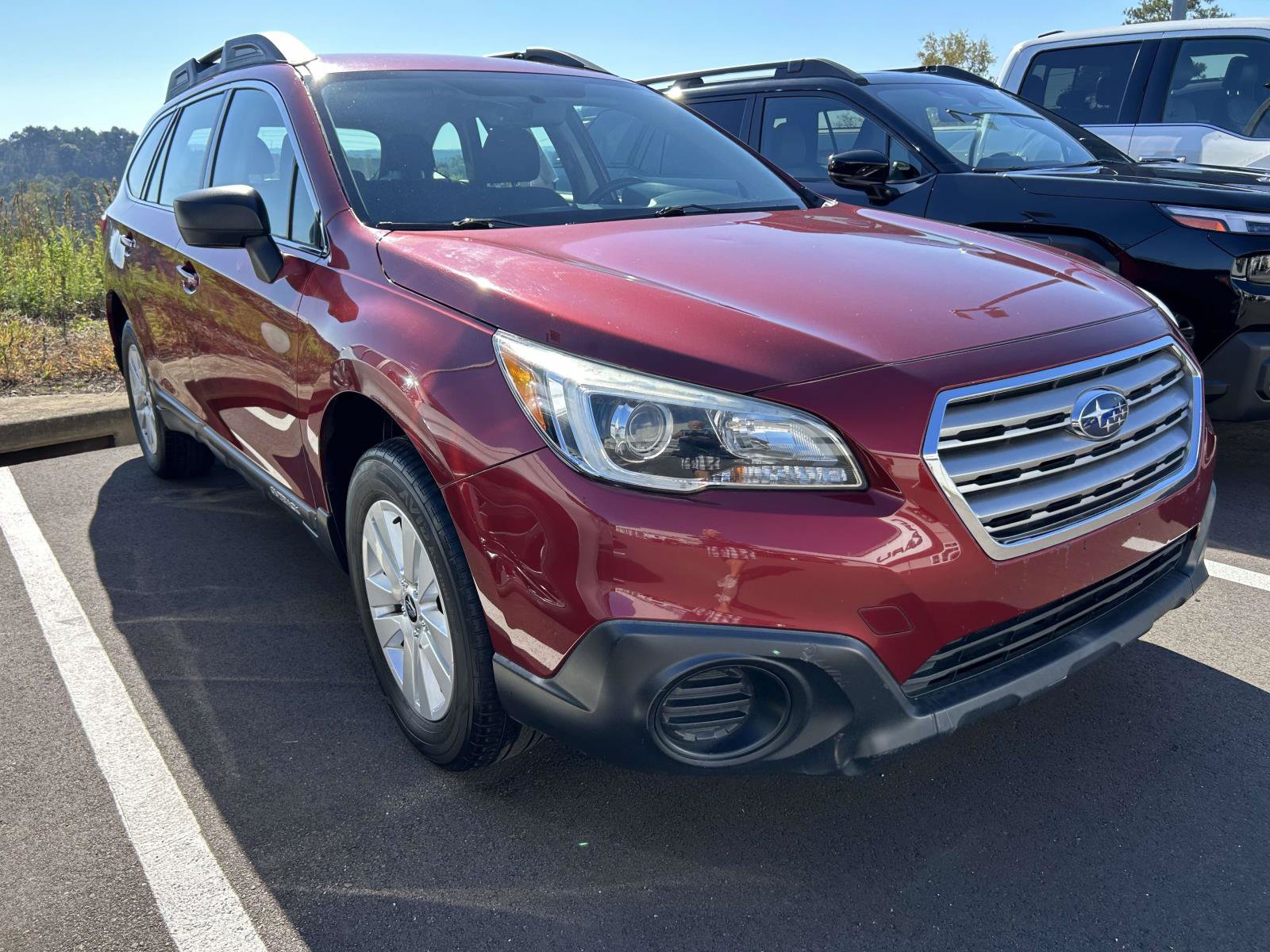 Used 2017 Subaru Outback 2.5i AWD/4WD image 1