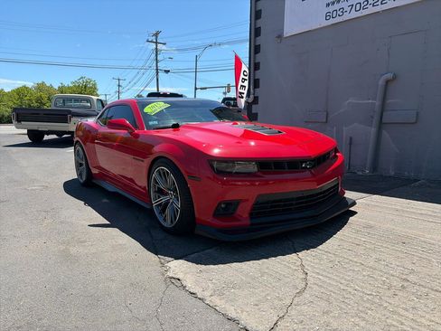 Used 2015 Chevrolet Camaro SS w/ RS Package RWD image 2