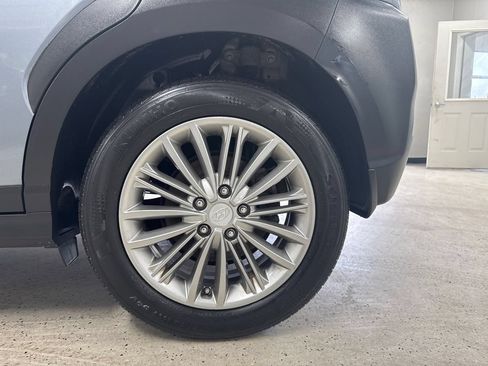 Used 2019 Hyundai Kona SEL AWD/4WD image 10
