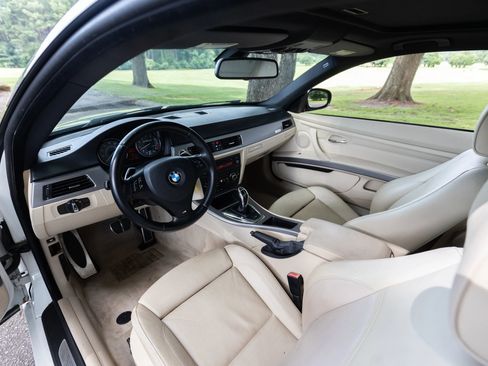 Used 2011 BMW 335is Coupe image 17
