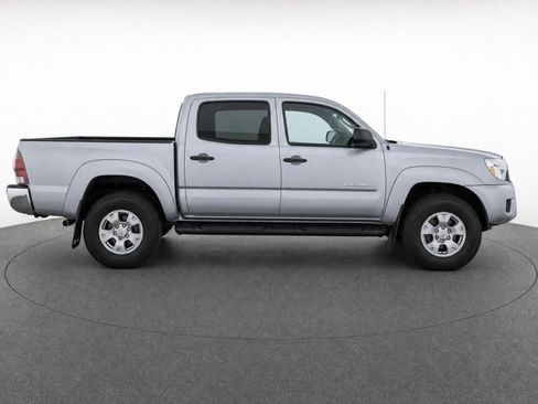 Used 2014 Toyota Tacoma 4x4 Double Cab w/ SR5 Package image 8