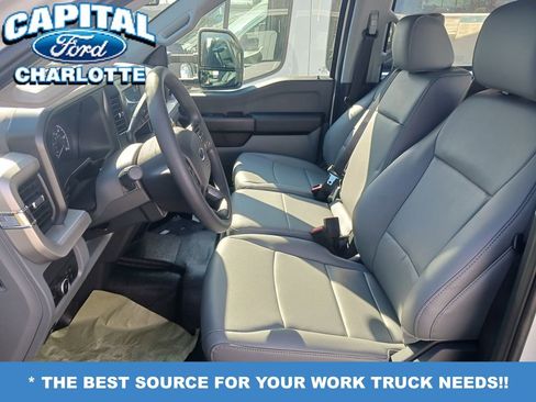 New 2026 Ford F250 XL w/ XL Chrome Package image 10