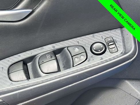 Used 2024 Nissan Sentra SV FWD image 10