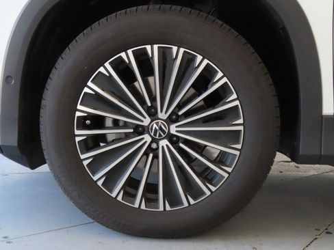 New 2026 Volkswagen Tiguan S FWD image 27