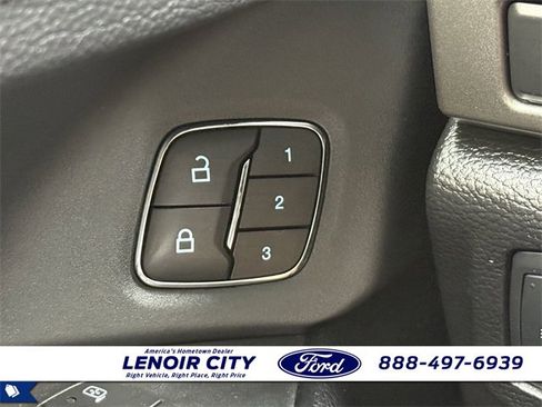 Certified 2021 Ford Expedition XLT image 37