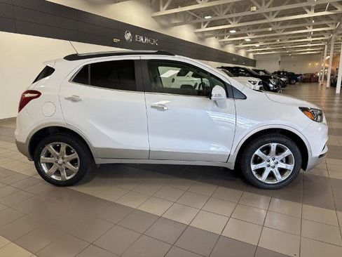 Used 2019 Buick Encore Essence w/ Experience Buick Package AWD/4WD image 7