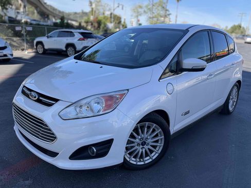 Used 2016 Ford C-MAX Energi SEL w/ Equipment Group 302A FWD image 5