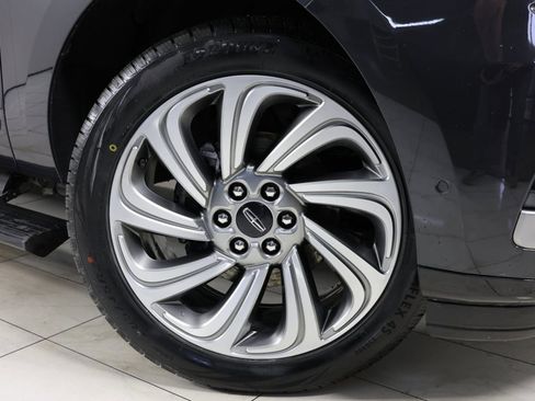 Used 2023 Lincoln Navigator Reserve image 15