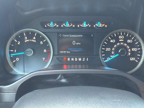 Used 2016 Ford F150 XLT w/ Equipment Group 302A Luxury AWD/4WD image 15