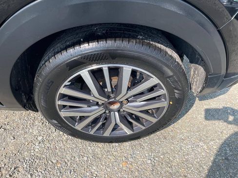 Used 2021 Nissan Kicks SV FWD image 27
