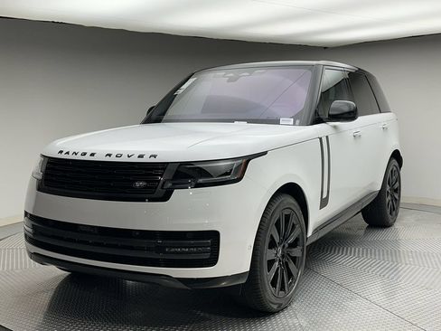 Used 2023 Land Rover Range Rover SE AWD/4WD image 1