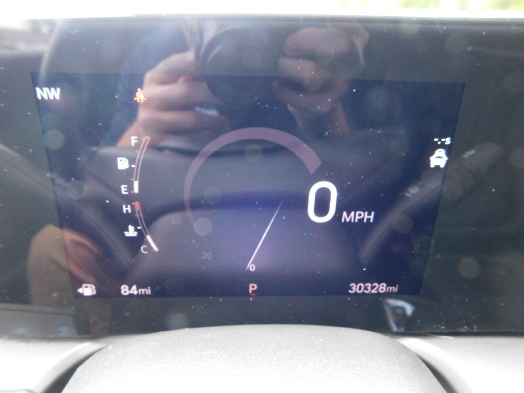 Used 2024 Buick Encore GX Sport Touring w/ Experience Buick Package FWD image 12