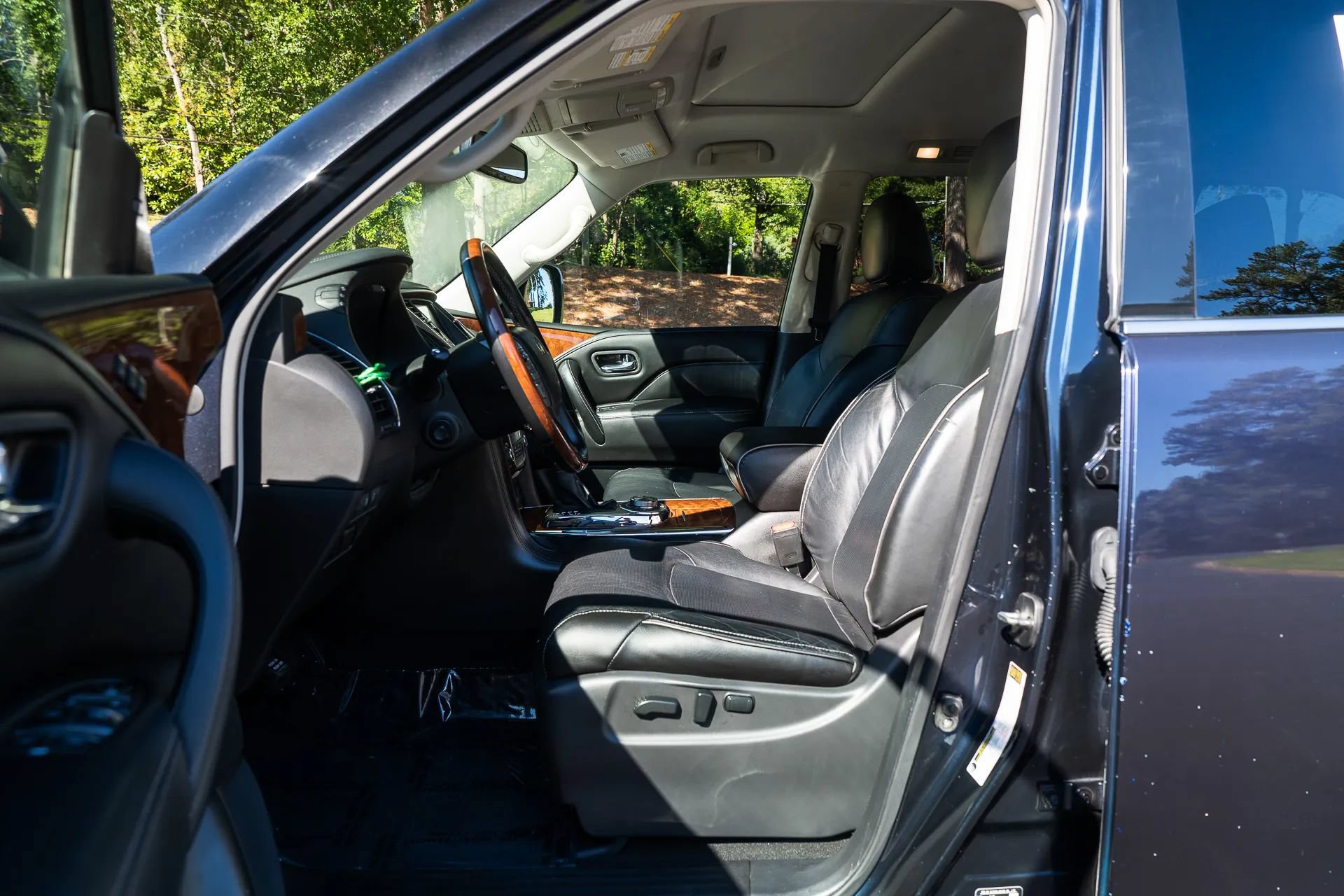 Used 2019 INFINITI QX80 Luxe w/ Proassist Package AWD/4WD image 16