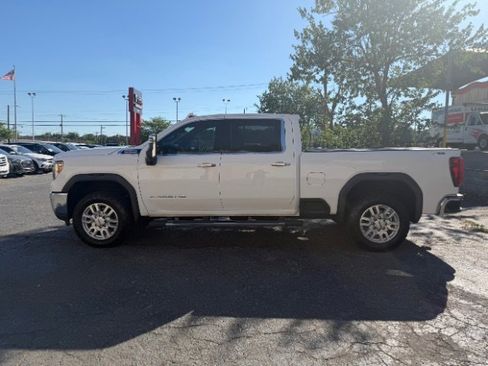 Used 2021 GMC Sierra 2500 SLT w/ SLT Premium Package AWD/4WD image 2