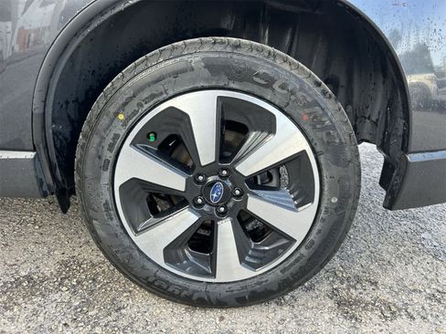 Used 2017 Subaru Forester 2.5i Premium w/ All-Weather Package image 8