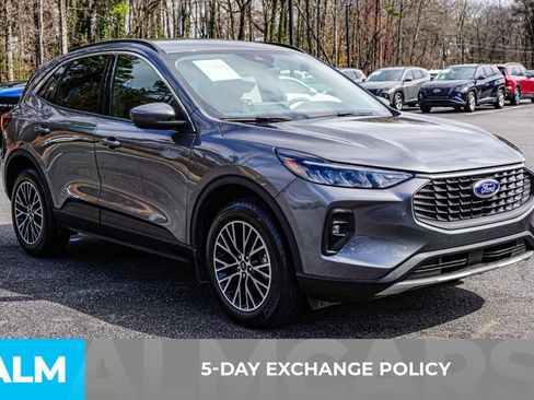 Used 2024 Ford Escape Base image 3