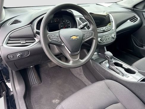 Used 2024 Chevrolet Malibu LT FWD image 12