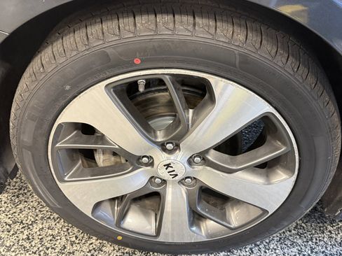 Used 2020 Kia Optima S FWD image 27