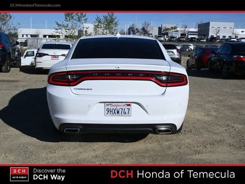 Used 2023 Dodge Charger SXT image 6