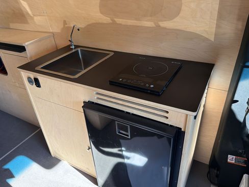Used 2022 Mercedes-Benz Sprinter 2500 image 25