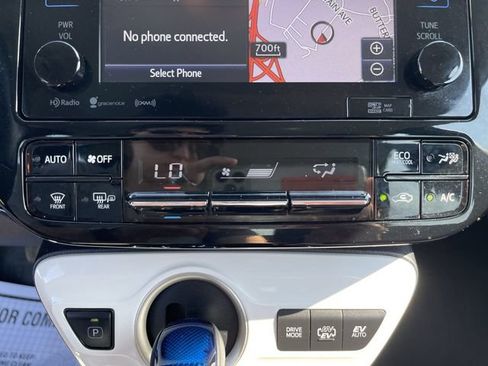 Certified 2018 Toyota Prius Prime Plus FWD image 20