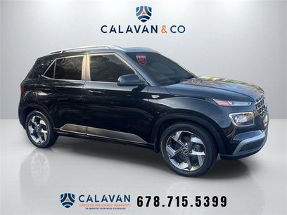 Used 2022 Hyundai Venue SEL w/ Cargo Package