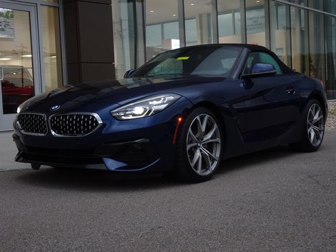 Used 2020 BMW Z4 sDrive30i w/ Convenience Package RWD image 1