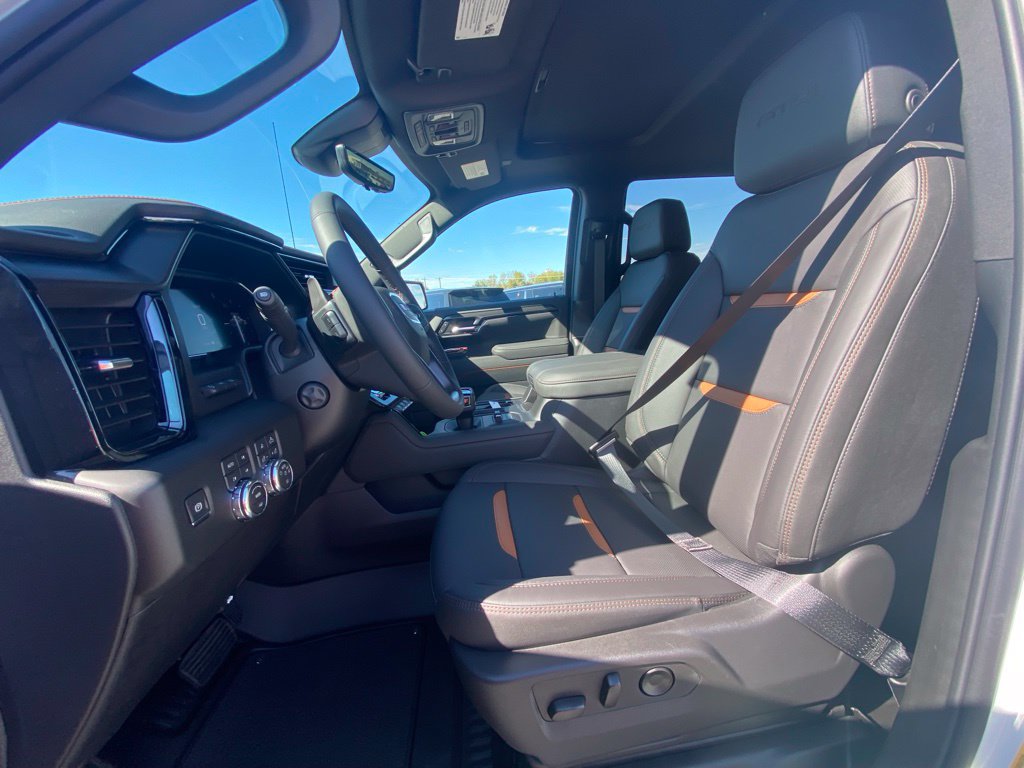 New 2026 GMC Sierra 1500 AT4 w/ AT4 Premium Package AWD/4WD image 14