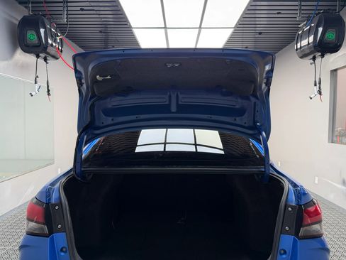 Used 2020 Nissan Versa SV image 17