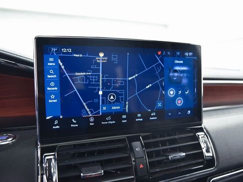 Used 2023 Lincoln Navigator Reserve AWD/4WD image 21