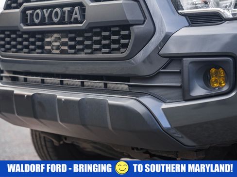 Used 2019 Toyota Tacoma 4x4 Double Cab image 12