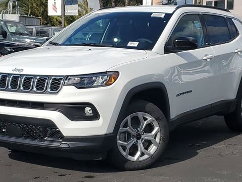 New 2026 Jeep Compass Latitude image 33