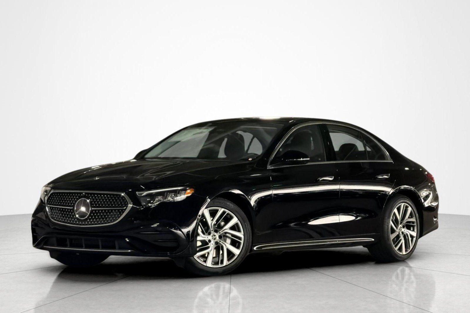 New 2027 Mercedes-Benz E 350 Sedan image 1