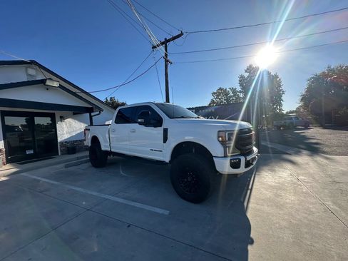 Used 2022 Ford F250 Lariat w/ Black Appearance Package AWD/4WD image 2