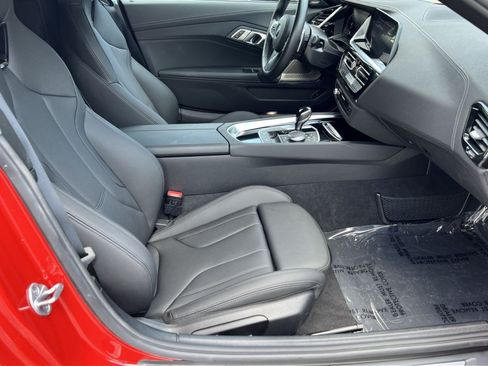 Used 2024 BMW Z4 sDrive30i w/ Premium Package RWD image 38